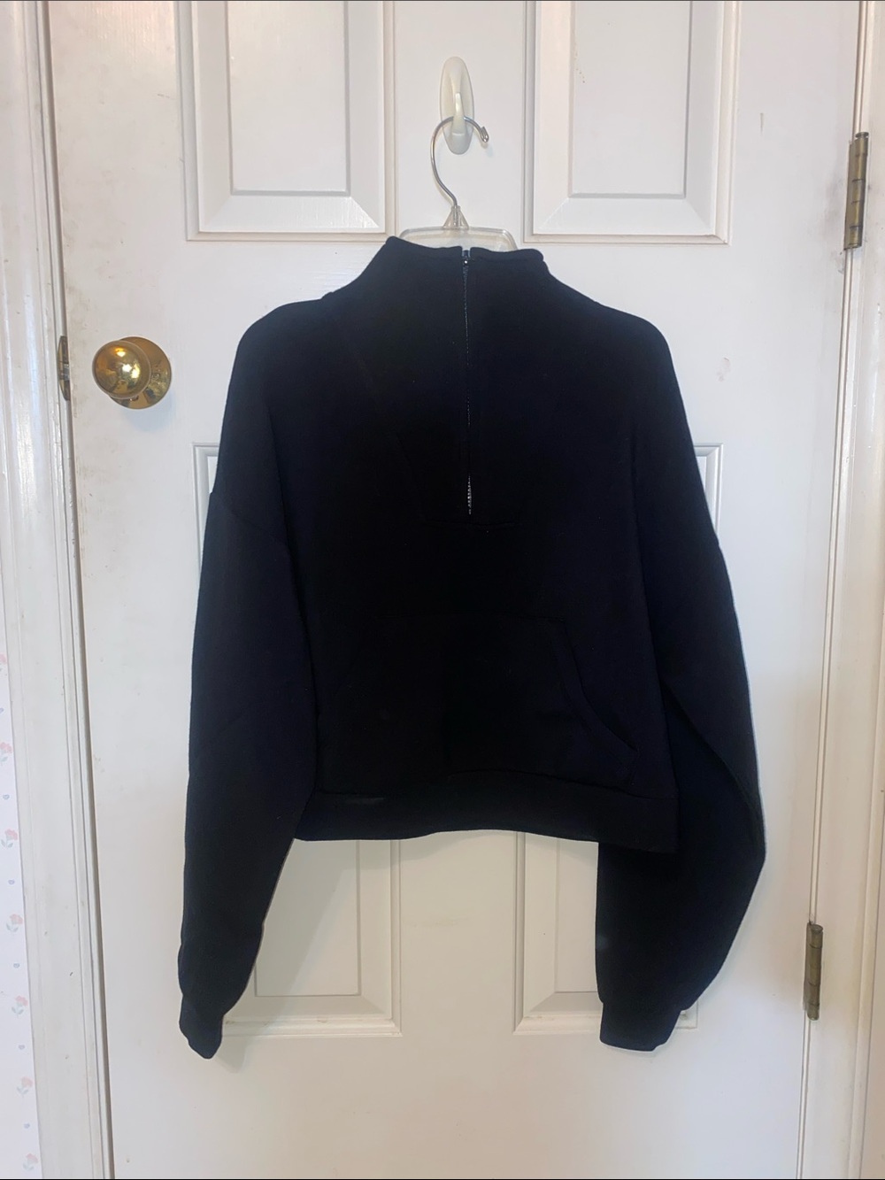 Ladies XS Altar’d State Pullover